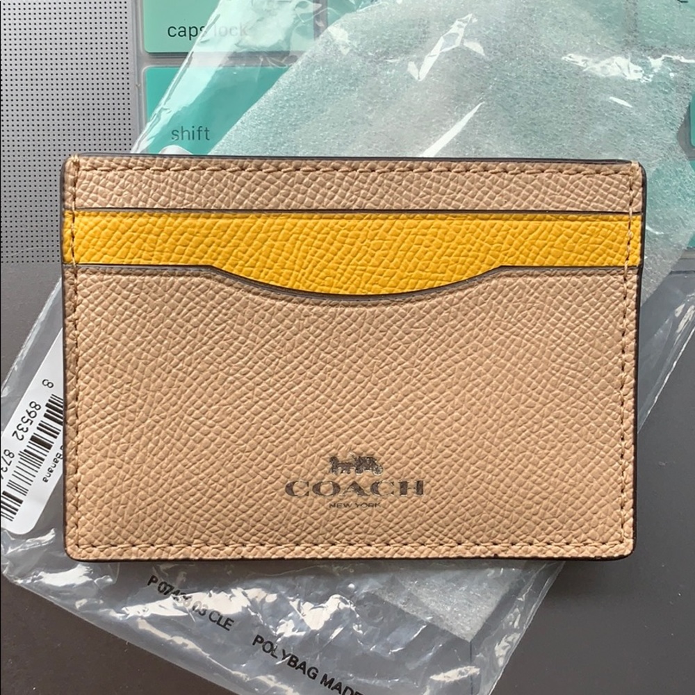 Adorable Coach card case